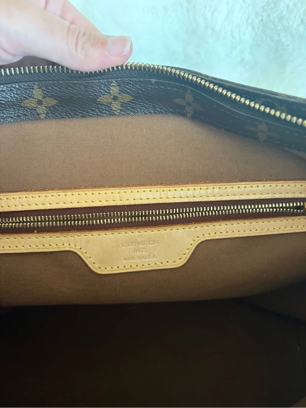 Louis Vuitton Monogram Mezzo Tote with Dust bag and COA